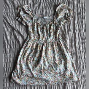 Coco + Jaimeson Floral Smocked Puff Sleeve Dress (L)